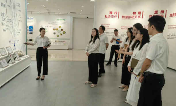 【青春中拓】公司团委顺利承办集团“交投青联盟”活动，与传化集团团委共探团组织工作新路径