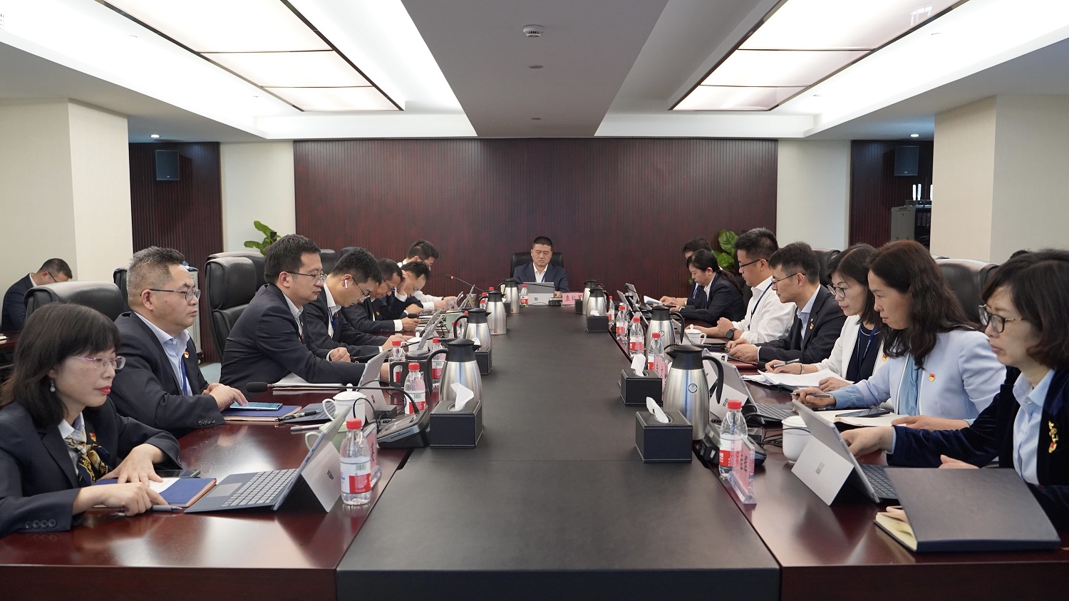 献礼建党百年 | 人生就是搏官网召开党史学习教育动员部署会